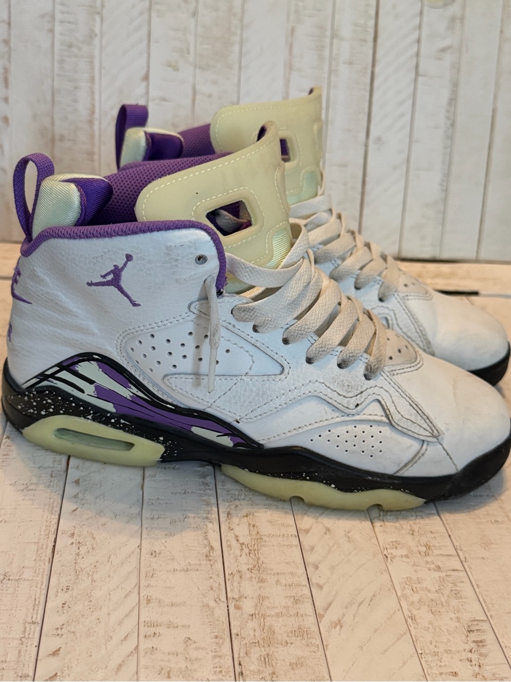 Jordan Kids White and Purple High-Top Sneakers